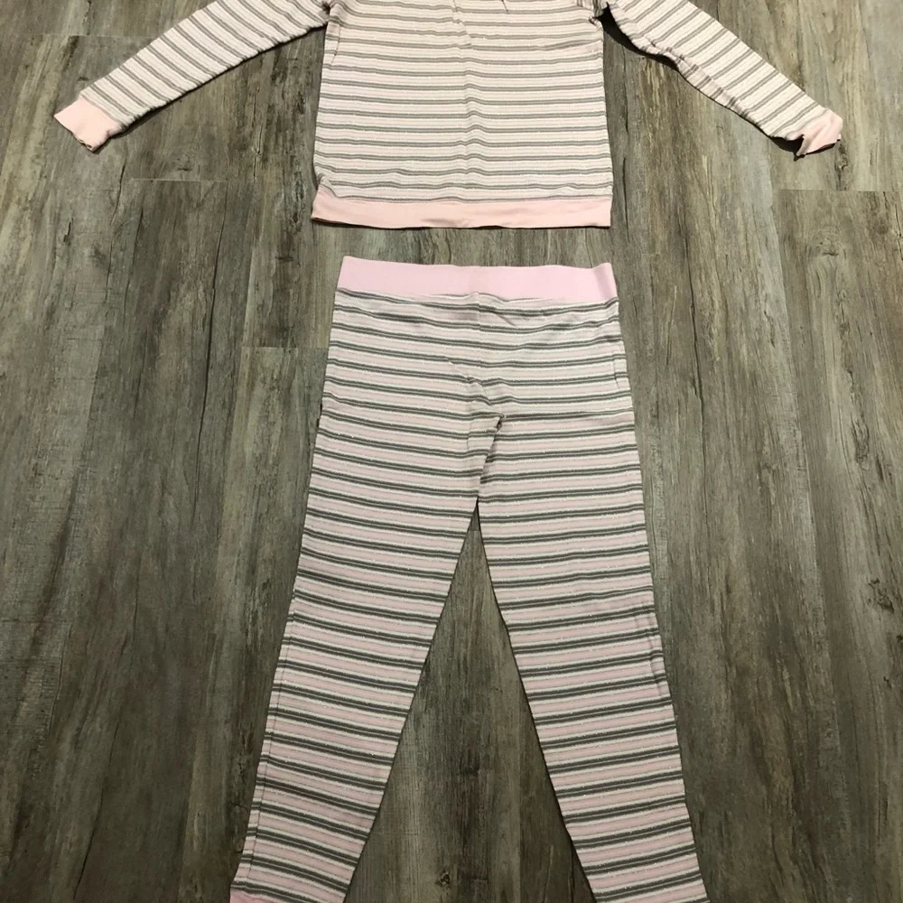Victoria Secret 2 Piece Pink, White and Silver Pajama Set Size Small - Picture 7 of 7